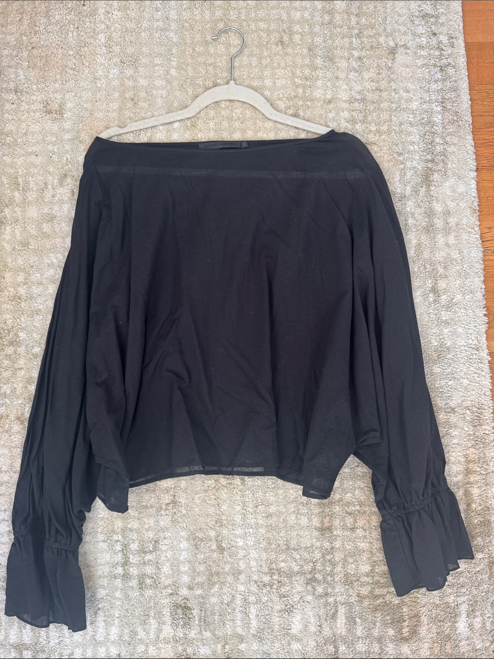 Jenni Kayne cotton Black boatneck Blouse with Ruffled Cuffs